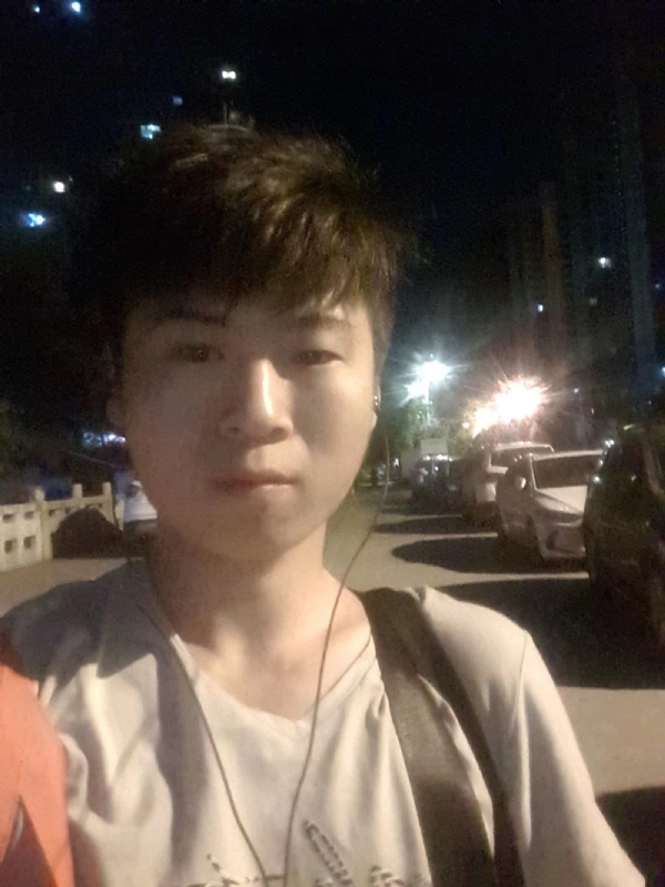 流星的瞬间的第一张照片--金门婚介网