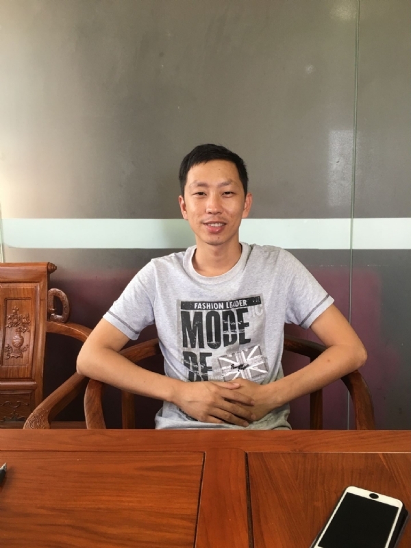 逝水流年的第二张照片--金门婚介网
