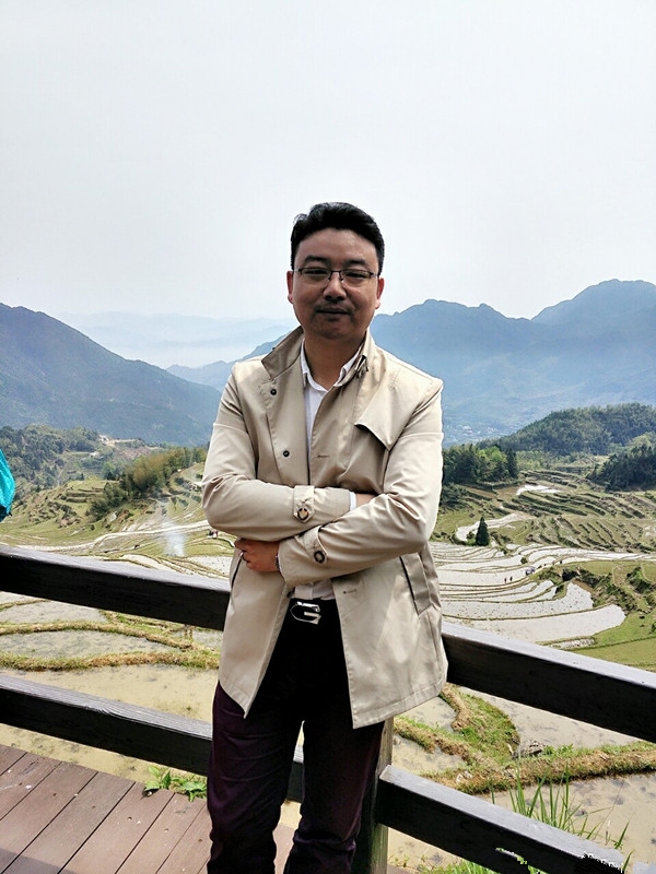 过往的第二张照片--金门婚介网