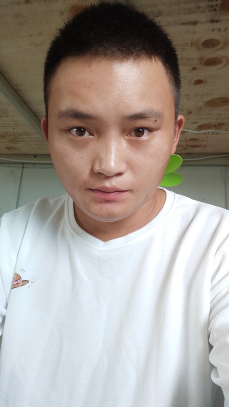 水里面的云呀的第一张照片--金门婚介网
