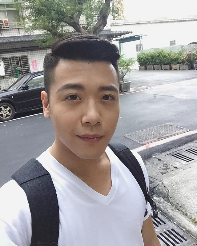 陈俊峰的第四张照片--金门婚介网