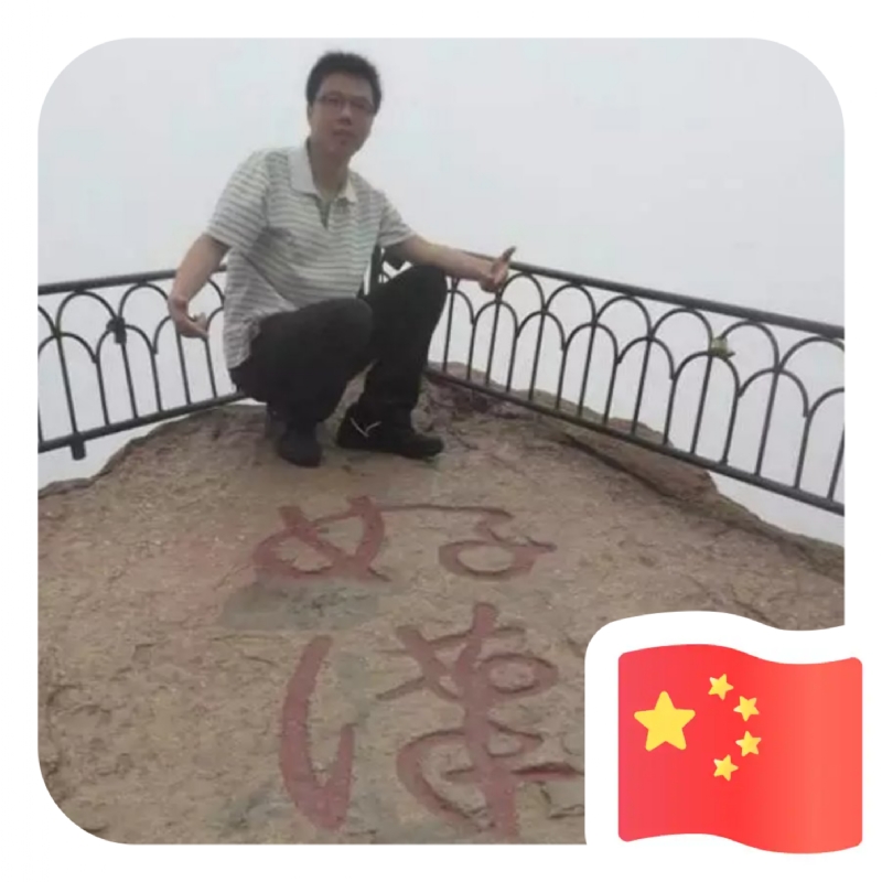 一只小虎牙的第一张照片--金门婚介网