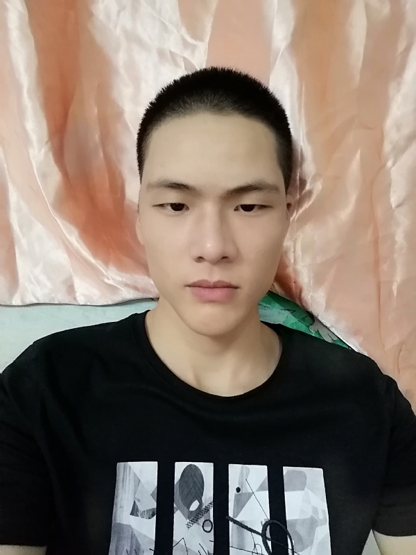 啊猫的第一张照片--金门婚介网