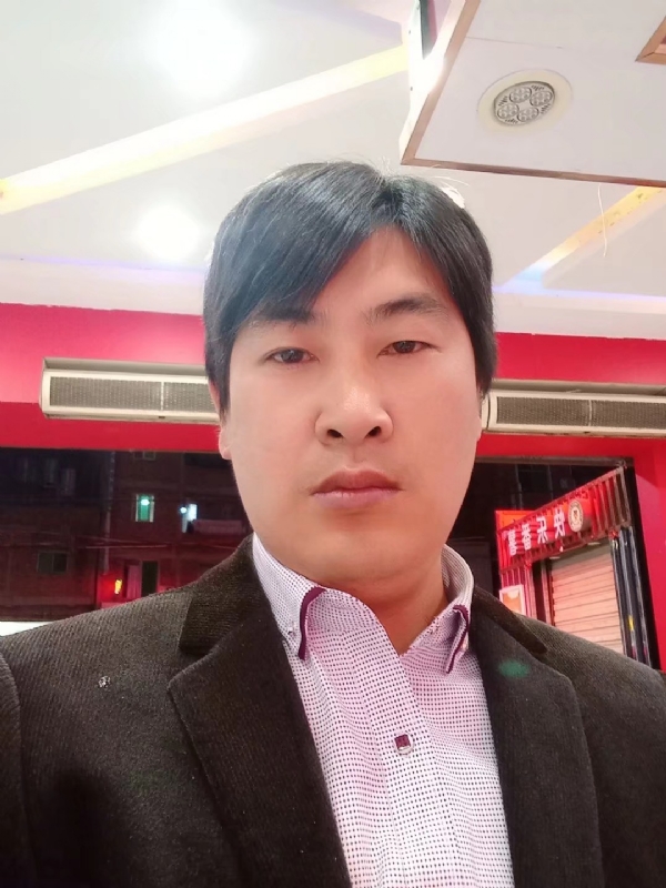 奔跑的第二张照片--金门婚介网