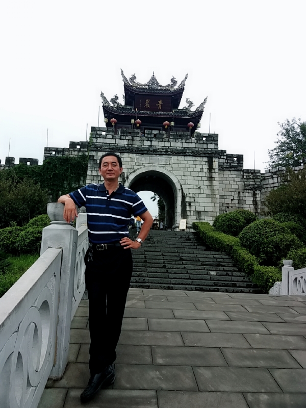 真心的龙的第六张照片--金门婚介网