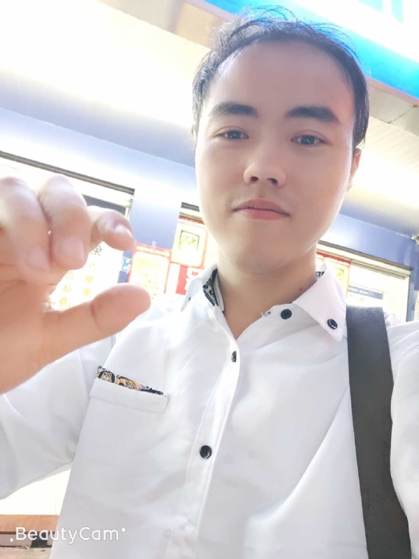 开心就好的第一张照片--金门婚介网