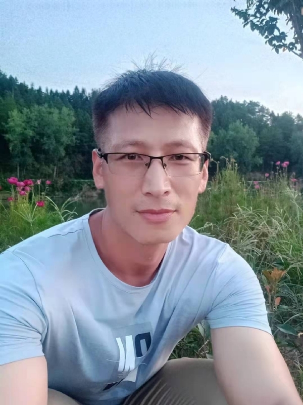 零零柒的第一张照片--金门婚介网
