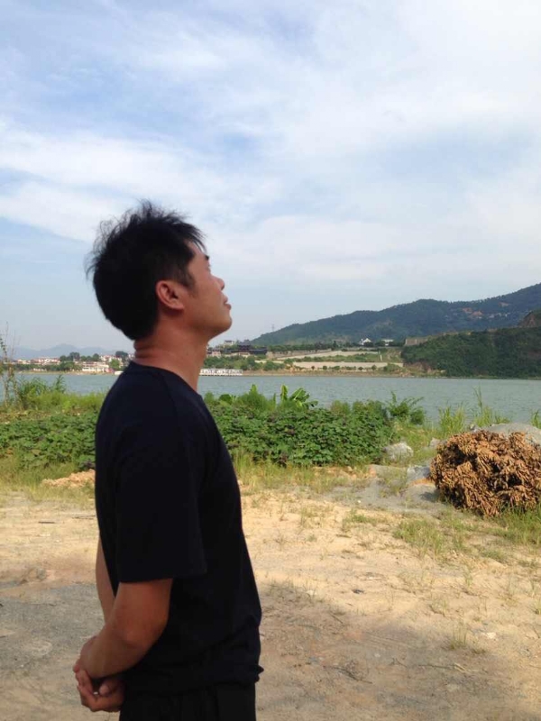雾里看花的第一张照片--金门婚介网