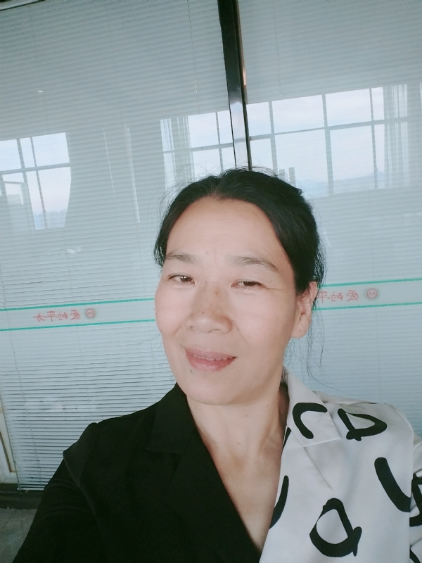 易莲的第一张照片--金门婚介网