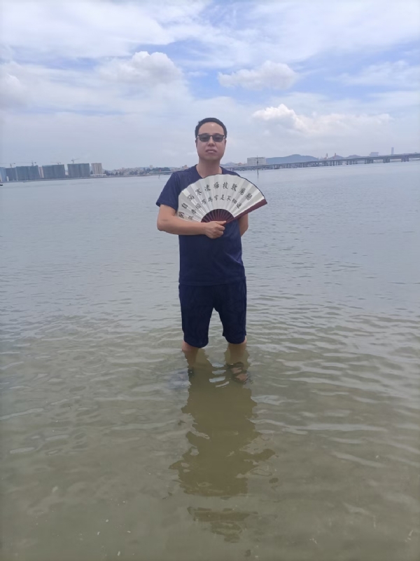 浪迹天涯的第一张照片--金门婚介网