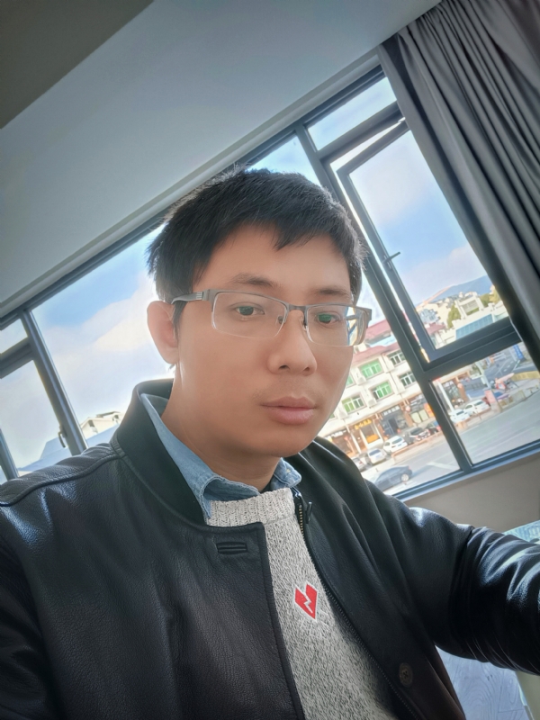 也许只是缺少一个拥抱的第二张照片--金门婚介网