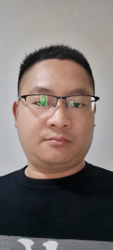龙逍遥的第一张照片--金门婚介网