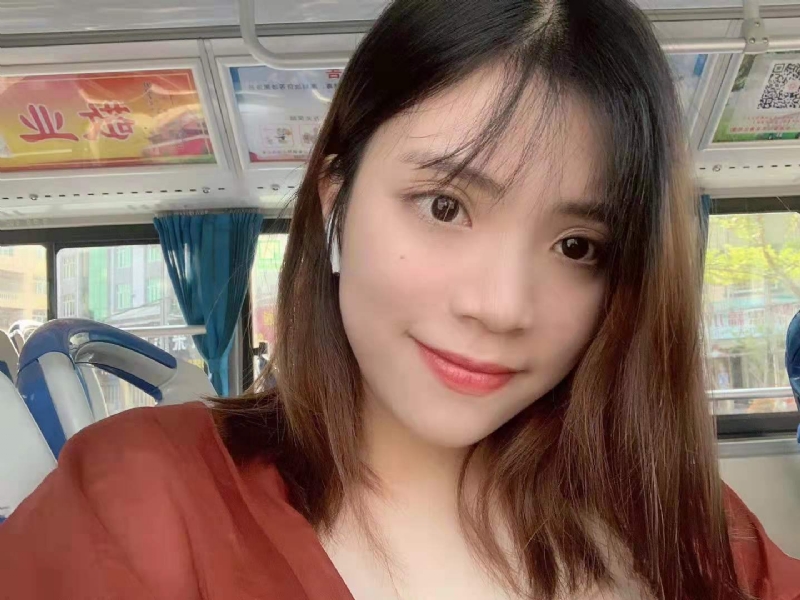 小眼睛的第一张照片--金门婚介网