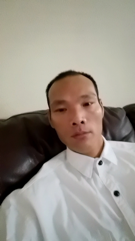 只影向谁去的第四张照片--金门婚介网