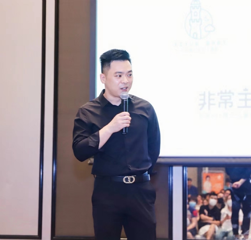 爱吃肉的猪大爷的第一张照片--金门婚介网
