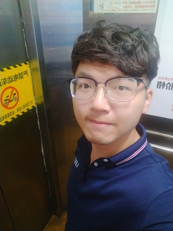H先生的第二张照片--金门婚介网