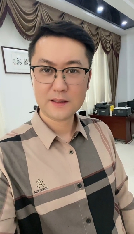 勤勉的第一张照片--金门婚介网