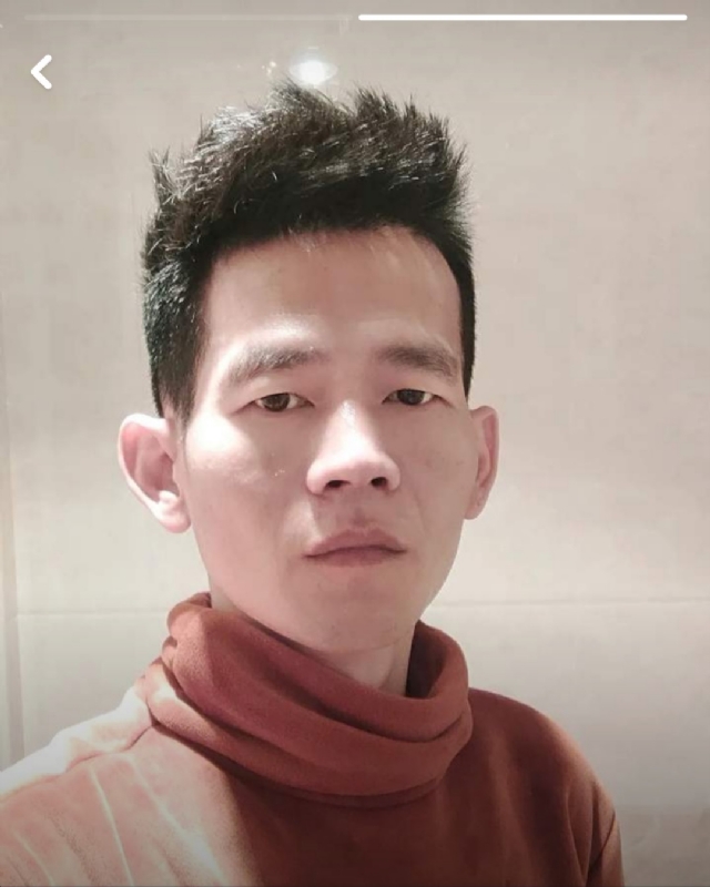 白了少年头的第一张照片--金门婚介网