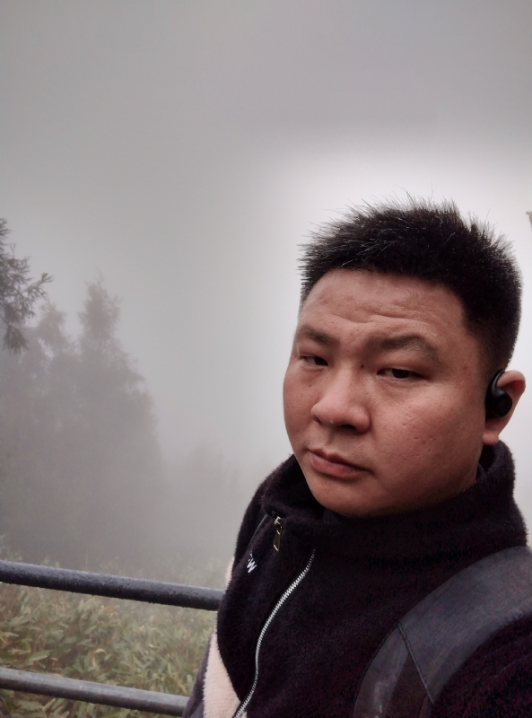 何何何的第一张照片--金门婚介网
