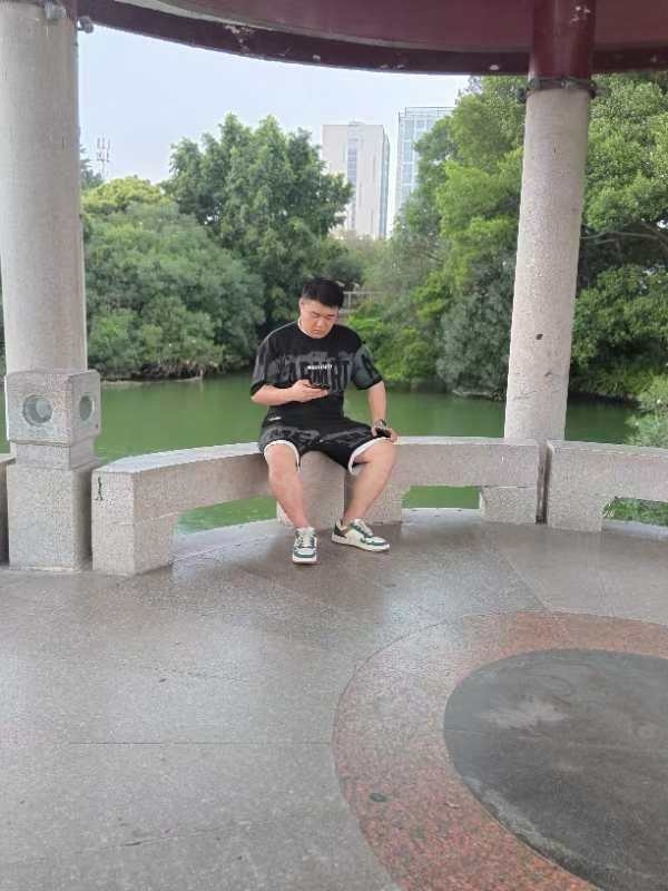 不善挽留的第一张照片--金门婚介网