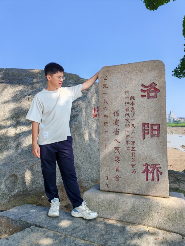 风尘的第一张照片--金门婚介网